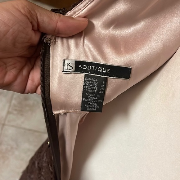 JS Boutique brown tan floral lace dress. Midi - Picture 5 of 5